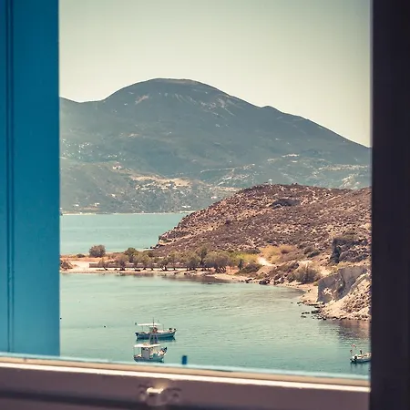 Soleil Adamantas (Milos)