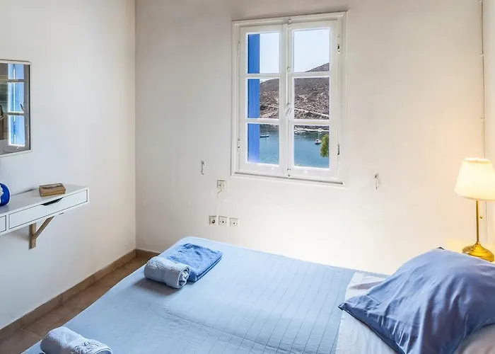 Soleil Adamantas (Milos)