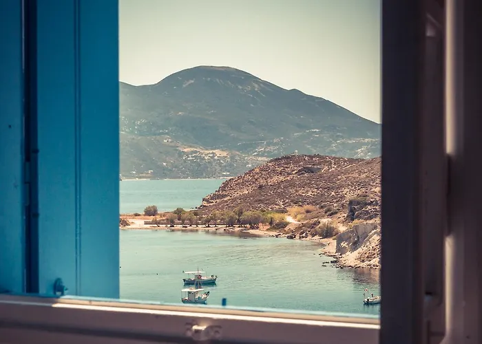 Soleil Adamantas (Milos)